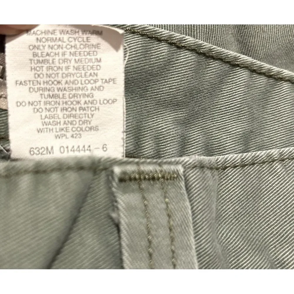 Vintage Levis Silvertab‎ Cargo Shorts Mens 36 Green Baggy Y2K Streetwear Grunge